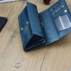Dámská peněženka Gregorio LN-107 z přírodní kůže v modré barvě s horizontální orientací a RFID ochranou